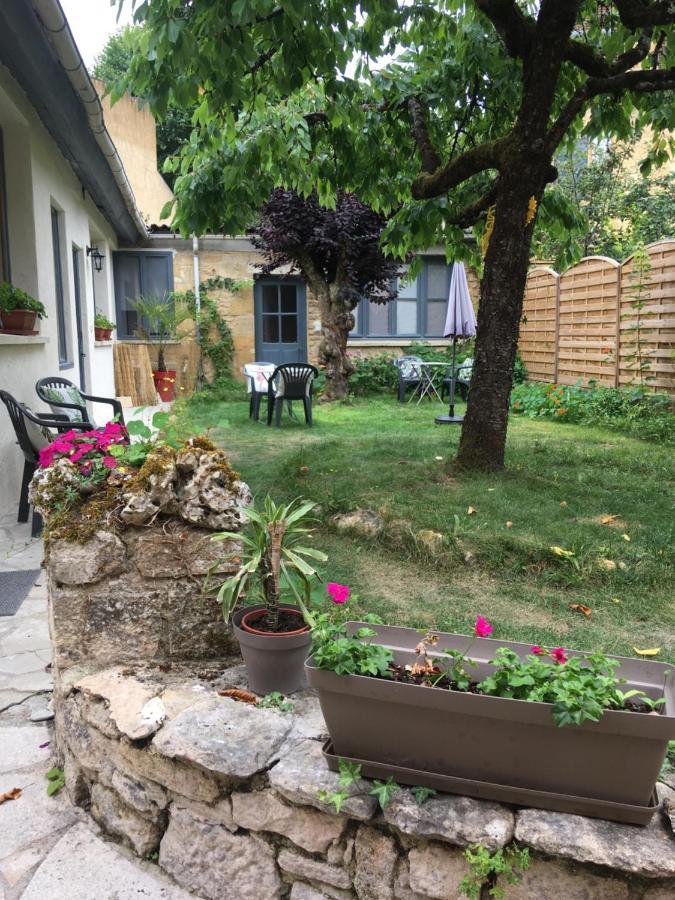 Un Jardin En Ville Sarlat-la-Caneda Exterior photo
